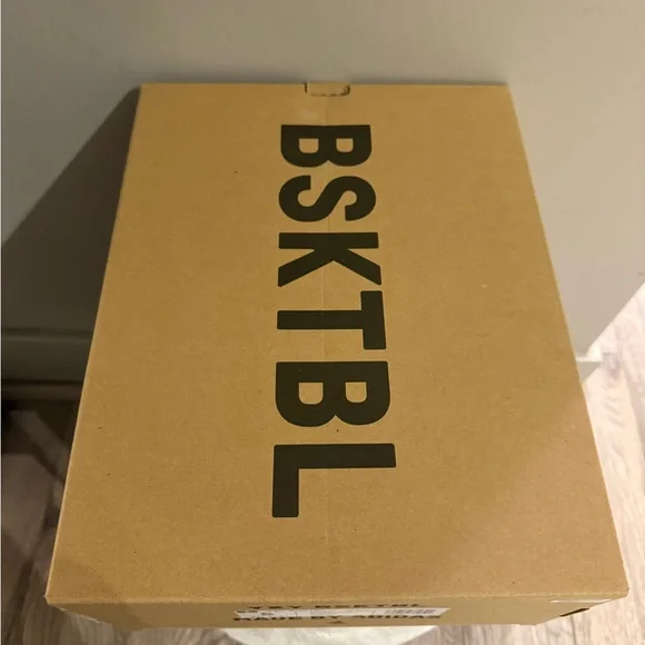 Yeezy Athletic Shoes in Black and Cream - Picture 8 of 8